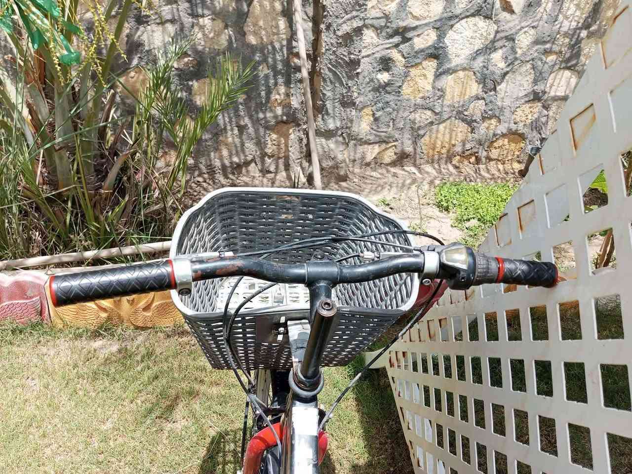 سلام عليكم
بايسكل عكرب امريكي 
بايسكل نضيف 85بل ميه
السعر 80 وبي مجال


**إذا كنت صاحب هذا الإعلان وتريد حذفه لأي سبب، رجاءا أرسل رسالة إلى الدعم الفني**