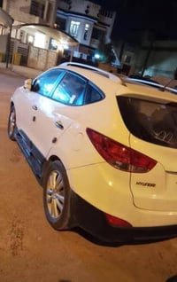 توسان • ٢٠١١ • محرك ٢٠٠٠