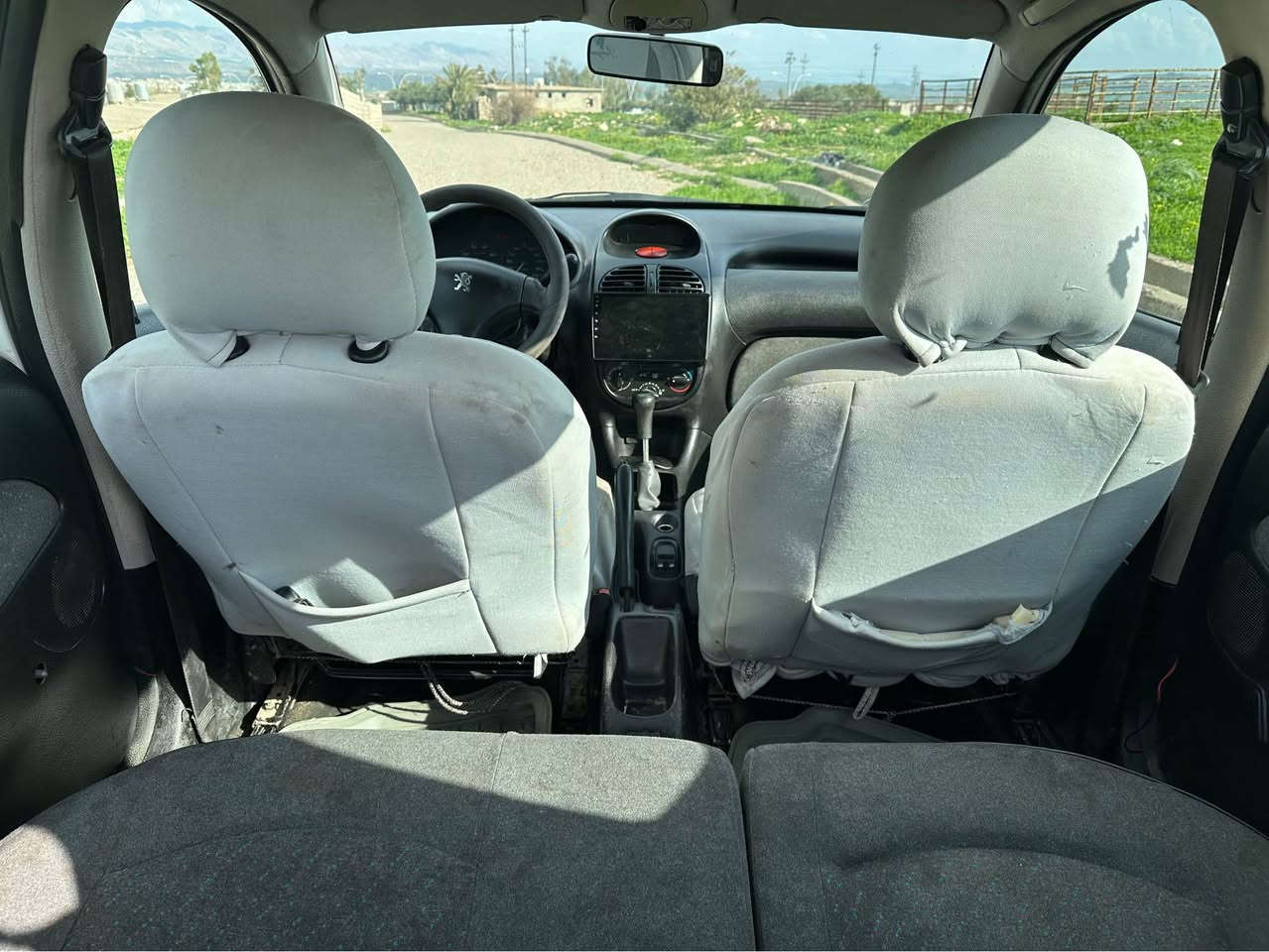 بیجو ٢٠٦

مۆدێل ٢٠٠٨

گێڕو مەکینە بەشەرت 

تەبرید بەشەرت 

موسو بڕاوە بەشەرت ساغە

چوار تایەی تازە

شاشە ایپاد خەلەلی کارەبایی بە شەرت

نرخی ٢٩ وەرەقە و کەمێک مەجال 

***********

*********** كويسينجاك, أربيل
