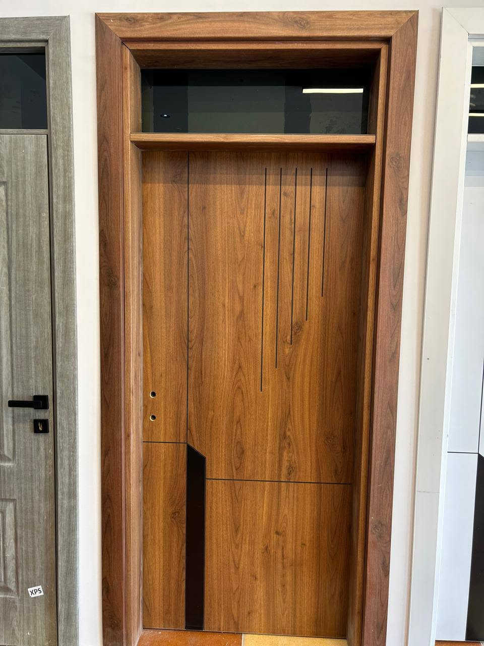 أنتباه…⚠️أنتباه ⚠️تحطيم 
ابواب  تركي 🚪
ضد الماء🌊  
وضد الخدوش
عازل للصوت🔉 
  والغبار🌪

متوفر ..مُديلات وألوان و قياسات خاصة.
يوجد ابواب 🚪دخليه استندار (210x100)  تركي  
ويوجد ابواب منشئ صيني داخلية حشوه خشب بل كامل 
قياسه  100x240 
سارع بل الحجز 
للاستفسار اكثر الاتصال  الارقام التال
***********
