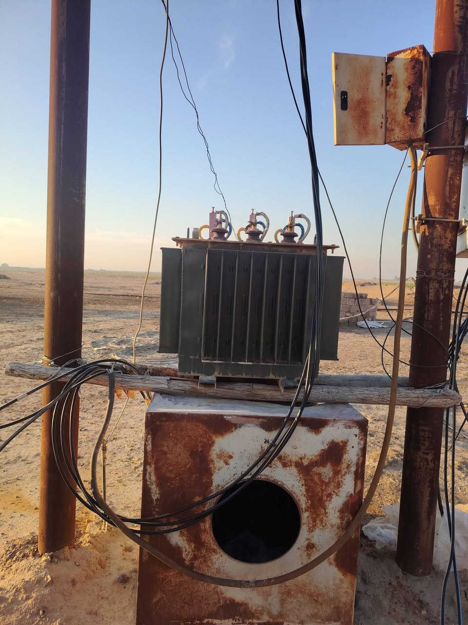 السلام عليكم رافع قدره للبيع بمليونين و400 المكان العلم ***********
