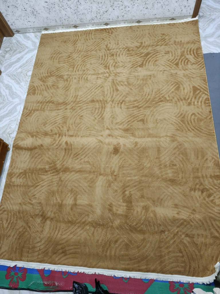 فراش بوهيمي للبيع
3×4جديد مامستعمل بعده
سبب البيع جبيره مارهم للغرفه
وثاني شي اللون مارهم للغرفه 
السعر 90 وبي مجال الكم غوالي
*********** موصل, نينوى
