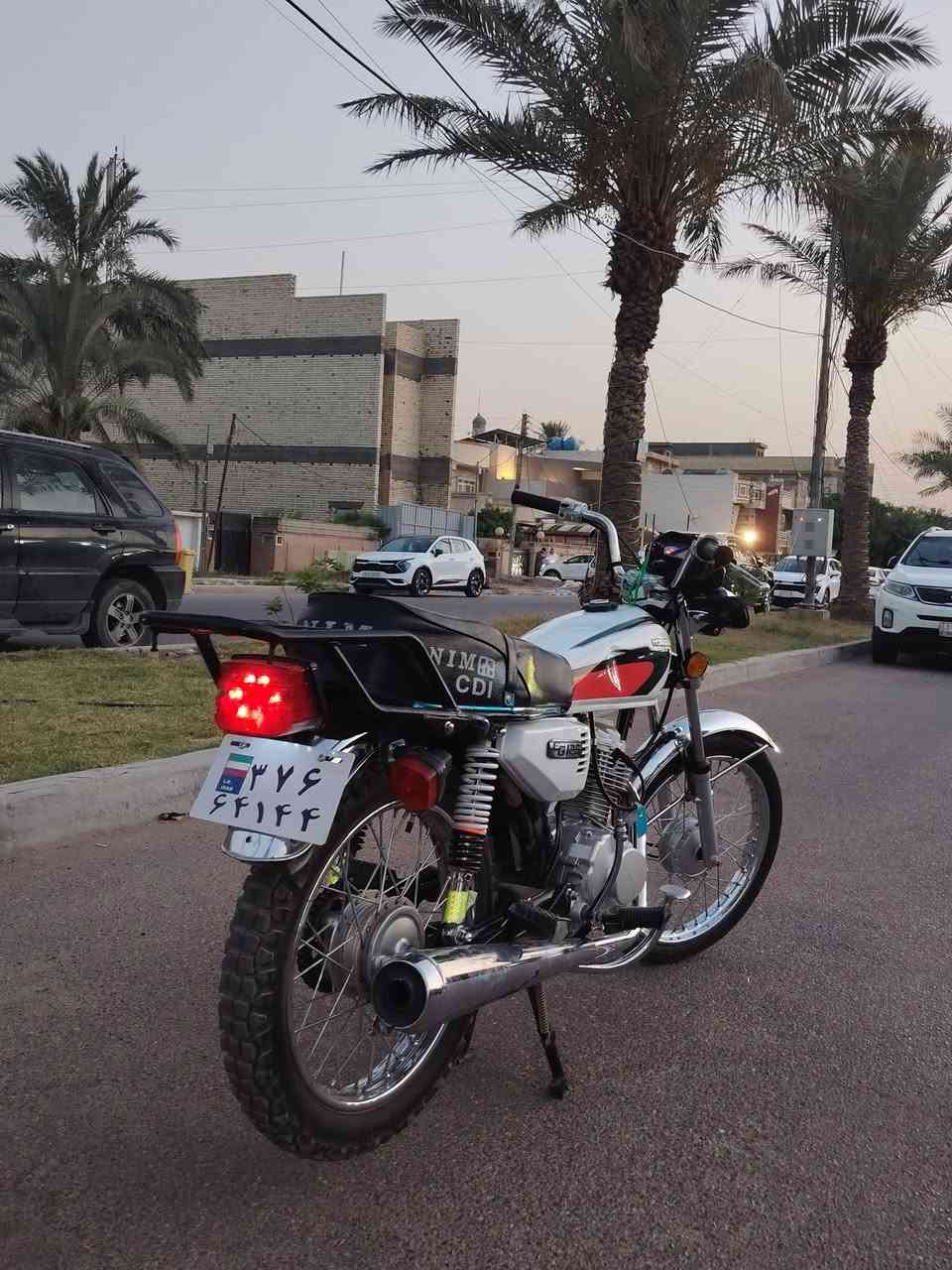 السلام عليكم دراجة نامة موديل 26 للبيع الدراجة كلش نضيفة ومكينة تخبل شوفت عينك مكاني بغداد السعر 600  رقمي ***********

