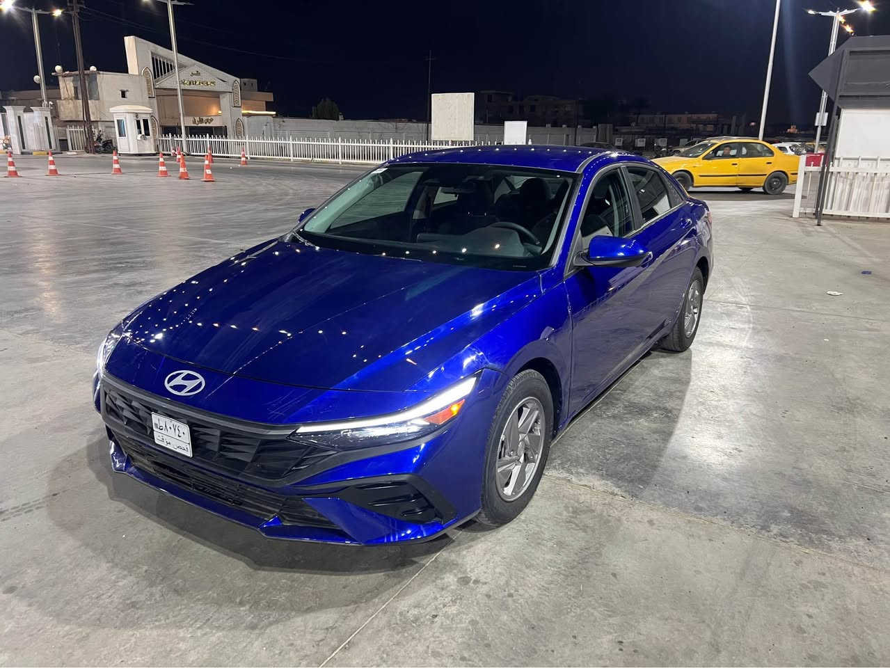 سلام عليكم 
النترا موديل 2024وارد امريكي
السياره جديده زيرو ماشيه 2000mi
مواصفات عادية بيه قطعتين تبديل فقط جاملغ يمنة وبنيد ايرباك ستيرن فقط لون مميز رقم فحص دخول جديد مكان الامين الثانية السعر134وبيه مجال بسيط 
‭0773 592 0209‬ بغداد, العراق
