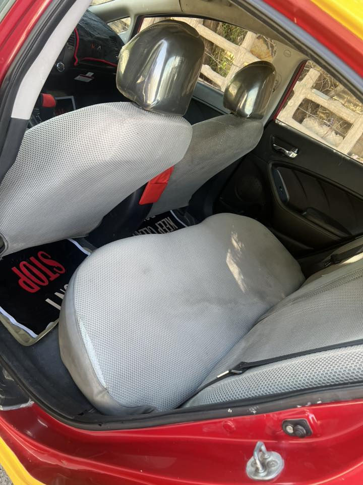 سلام عليكم فورتي ١٥ليبل واحد رقم الدولي جديد مكينه مكفوله هي والكير والتبريد مكينه ١٨٠٠دوش مرعوبه سيارا بدون ايرباك اتصال ع الرقم ***********
