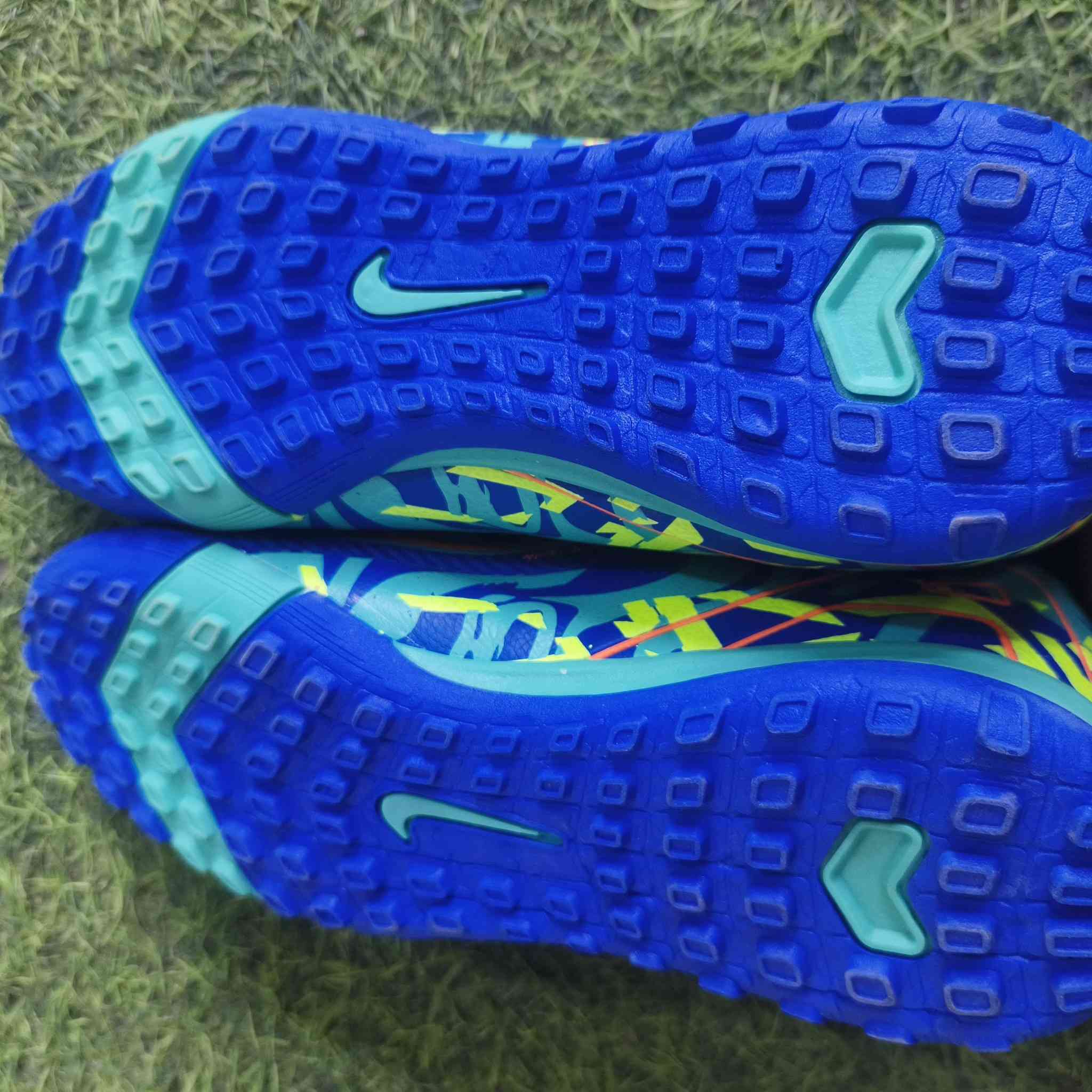 نايك زوم قياس 40


**إذا كنت صاحب هذا الإعلان وتريد حذفه لأي سبب، رجاءا أرسل رسالة إلى الدعم الفني**