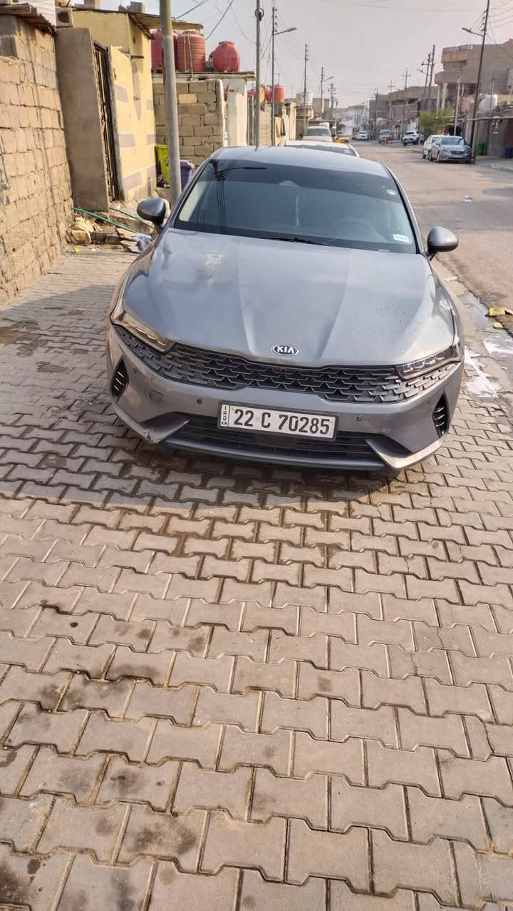 البيع  سيارة k5 مديل 2021 وارد مريكي بيع مستعجل  مبدل بيه بنيد و جاملق اليمن بي شبر سياره جاهزه وراعيه يمي بل بصرة سعره 160 وبيه مجال مامتواجد بل فيس تصل *********** العلم مكلف بل نشر
