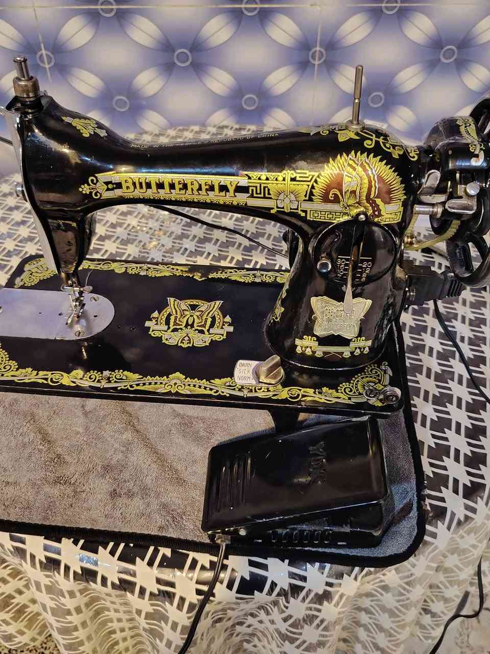 مكينة أم الفراشة الأصلية كاملة ماطورها ودواستها ياباني مال الشركة مكينة ناعمة ونظيفة  المكان ناصرية للتواصل ع الخاص متوفر توصيل


**إذا كنت صاحب هذا الإعلان وتريد حذفه لأي سبب، رجاءا أرسل رسالة إلى الدعم الفني**