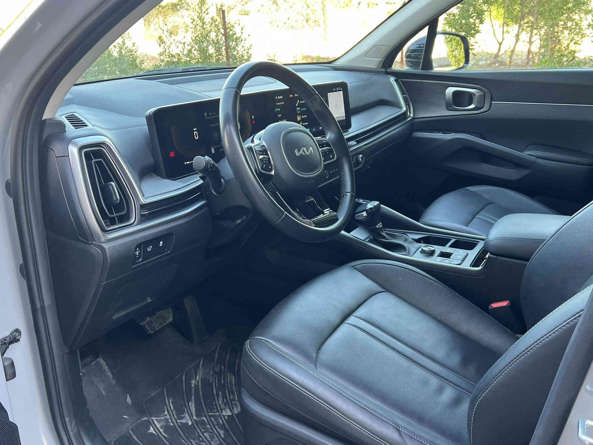 السلام عليكم للبيع سورنتو 24 امريكي صور الحادث موجوده شاصي بي تصليح والغد بدون كص السياره محرك 2500 تيربو ماشيه 32 بدون رقم تترقم جميع المحافظات سياره فول واحد ع واحدالسعر 220 وبيها مجال مكاني بغداد اللطيفيه ***********
