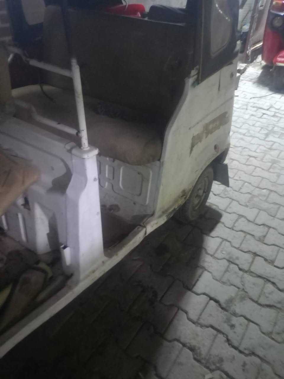 السلام عليكم من رخصه مدير الاكروب تكتك للبيع تي في اس اوراق كامله السعر ٣مليون وبيها مجال حك الجيه المكان بغداد /رقم واتساب /***********
