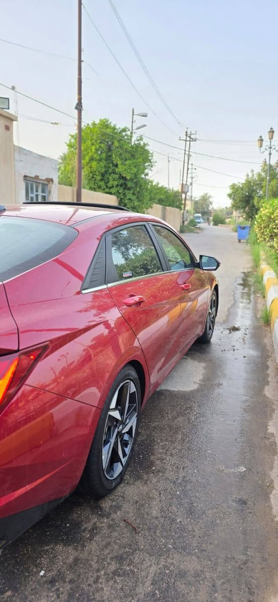 سلام عليكم 
النترا موديل 23 امريكي رقم بغداد ليمتد معروفه مواصفات الليمتد اعله فئه فول مواصفات حادث بنيد فقط مبدل اصلي نفس لون شواصي لغود كفاله ماشيه سياره 65mi سياره جديده تبريد تخم تاير حداديه كله جديد ***********

