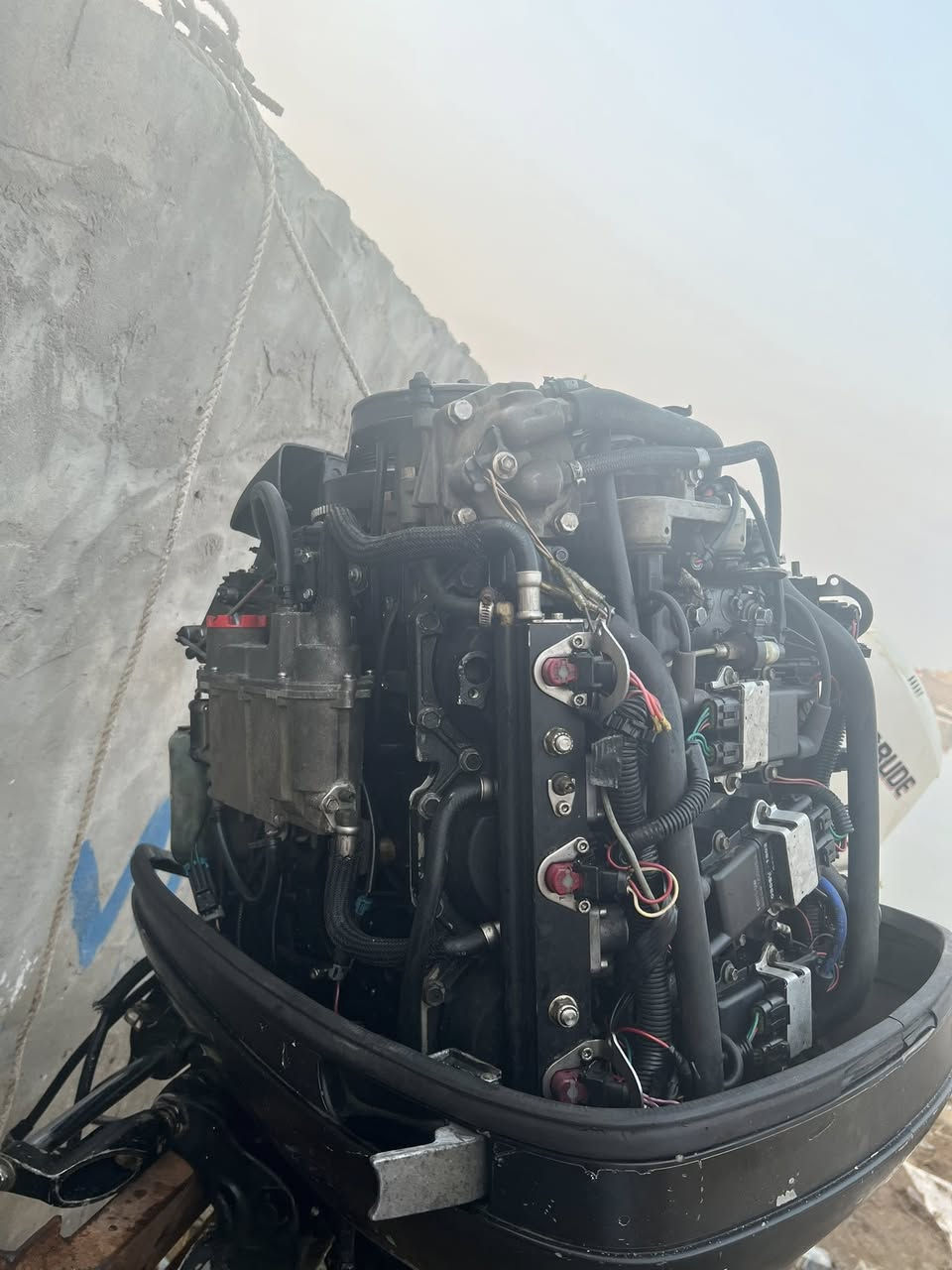 السلام عليكم للبيع مكينه٢٢٥ اوكتماس هاي صور ومقاطع وشوف نضافه كير برادو مامفتوح للاستفسار اتصل بهاذا الرقم ***********
