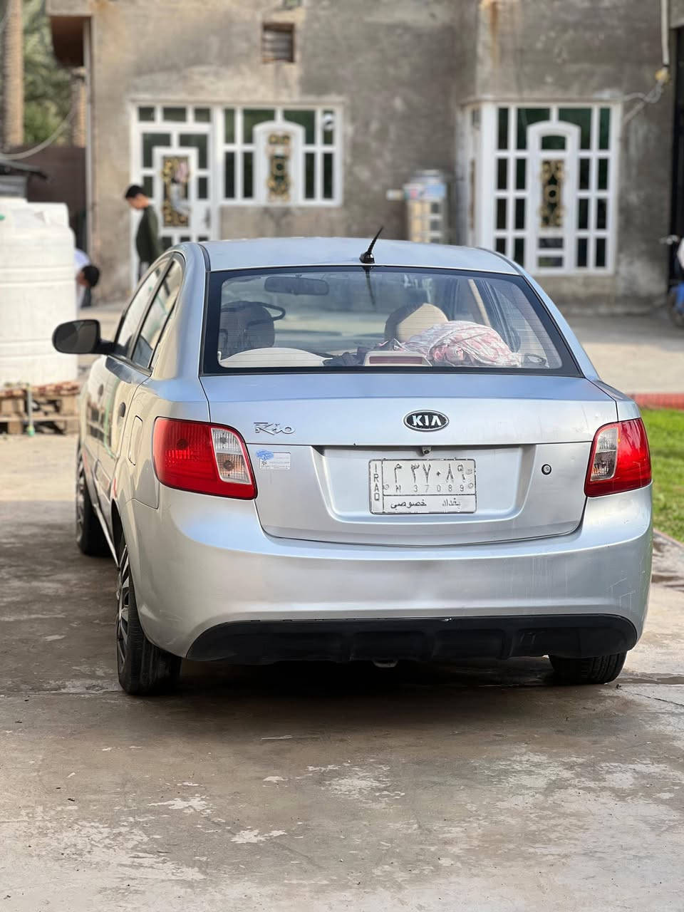 السلام عليكم كيه ريو موديل 2012 لسياره خليجيه ما بيهه اي نقص لسياره كلشي شغال بيهه كير  عادي مكينه خير من الله تبريد ثلج   اذا تريد تفاصيل اكثر تصل وتدلل  رقم لسياره بغداد  مكان السياره بغداد ابو غريب  رقم الهاتف*********** السعر 82
