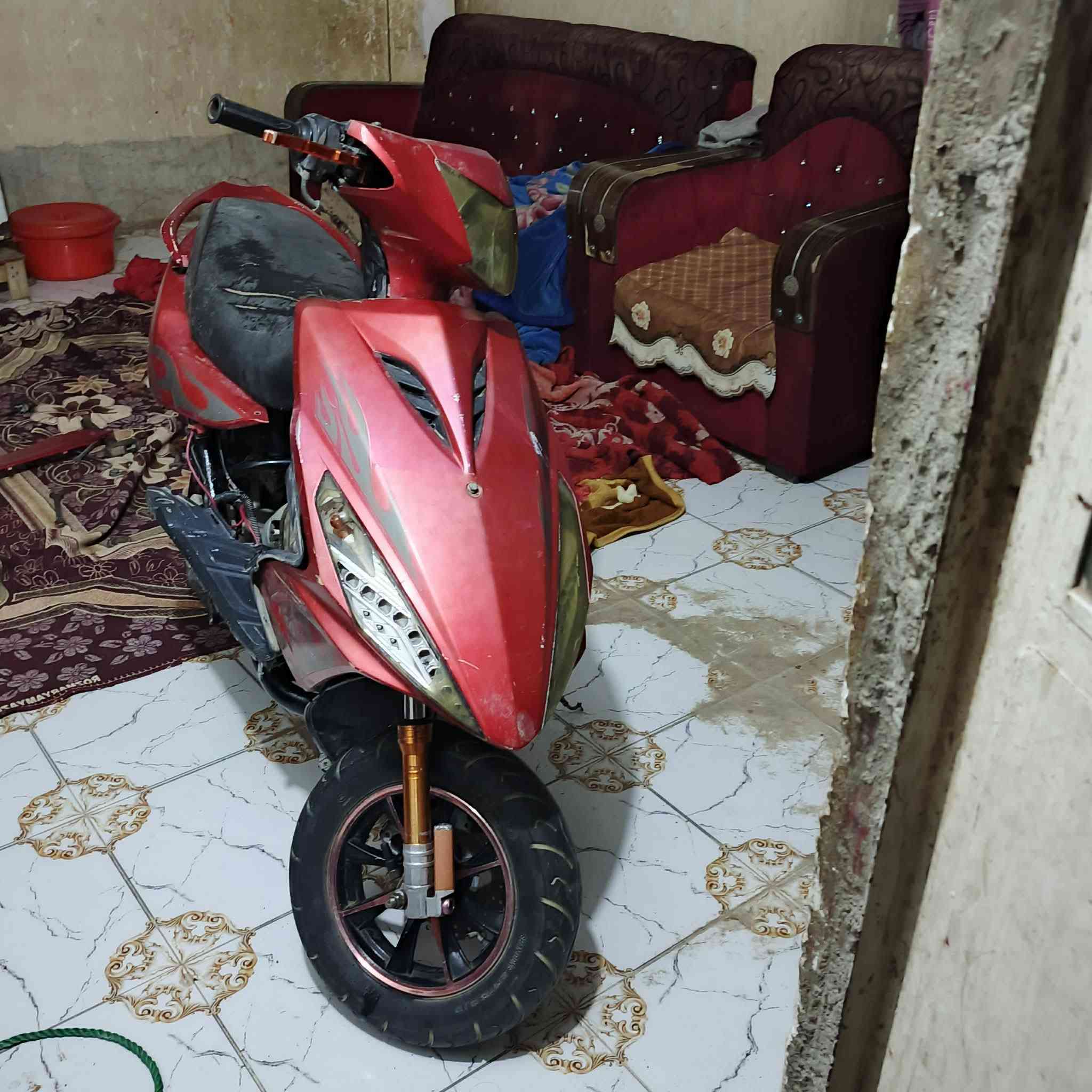 السلام عليكم دراجه ماكس للبيع السعر 200 وبيه مجال الشراي يتصل رقم *********** تعال وبيك خير وتدلل المكان حله ورديه خارج 🤍🧡
