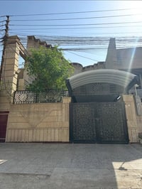 حي البنوك • ٢١٠م • كراج وحديقة
