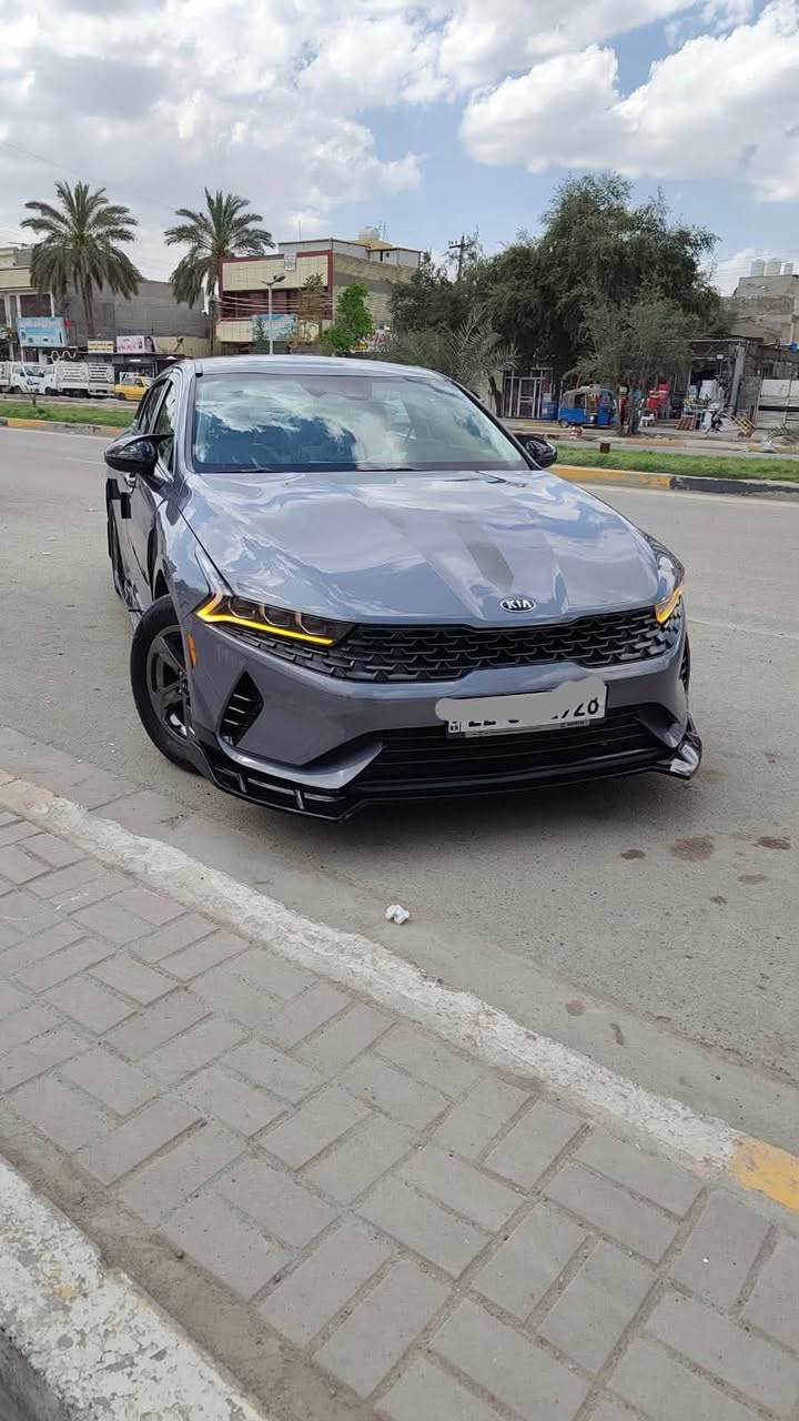السلام عليكم 
السعر ١٢،٨٠٠
كيا كي فايف
K5
موديل ٢٠٢١ 
١٦٠٠ تيربو
سيارة حادث موضح بالصورة بدون داخل 
بدون ايرباك القمارة بيها كلير باقي كفاله
سياره فول عدا الفتحة
رقم اربيل تريد وكالة او تحويل 

مكان سيارة / بغداد حي الجهاد
***********
