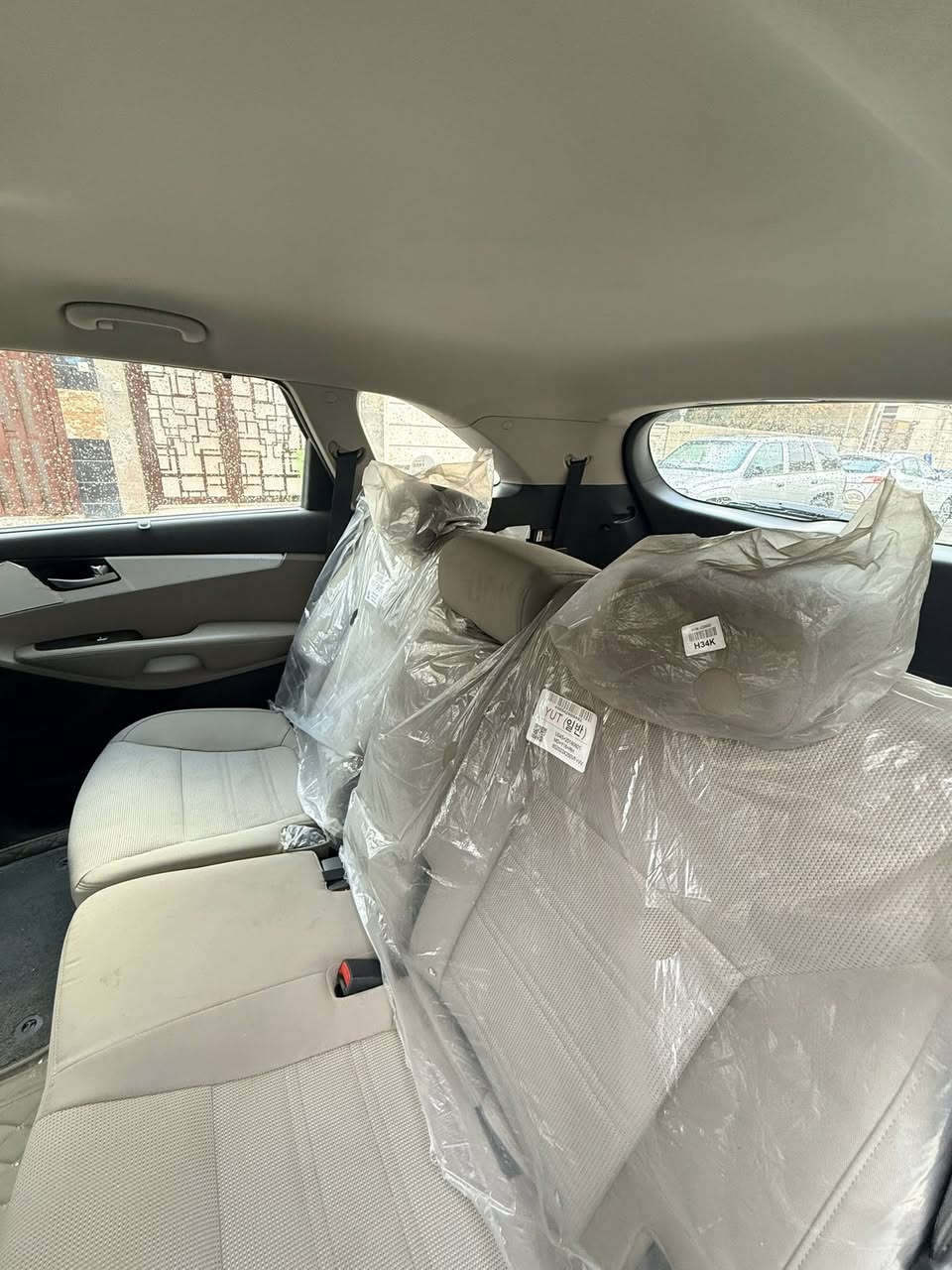 سلام عليكم سورنتو للبيع ٢٠٢٠
خليجي مكفول الون سلفر
مواصفات
كشنات كهربائي
صندوك كهربائي
محرك 6 سلندر
الداخل بيجي لونين
4 مودات قياده ( ايكو - هجومي - عادي - سبورت ) 
ماشيا ٧٩ الف
٧ راكب
٣ قطع تبريد
٢ كمبريسر تبريد
تحكمات استيرن واضائه
بردات تضليل داخل الباب
لدات زنون
رقم بغداد الجديد 

وبعد بيها مواصفات فول مواصفات ما عدى التنته ( فتحة سقفيه ) 

٢٧٠ وبيها مجال حك الجيه

***********
