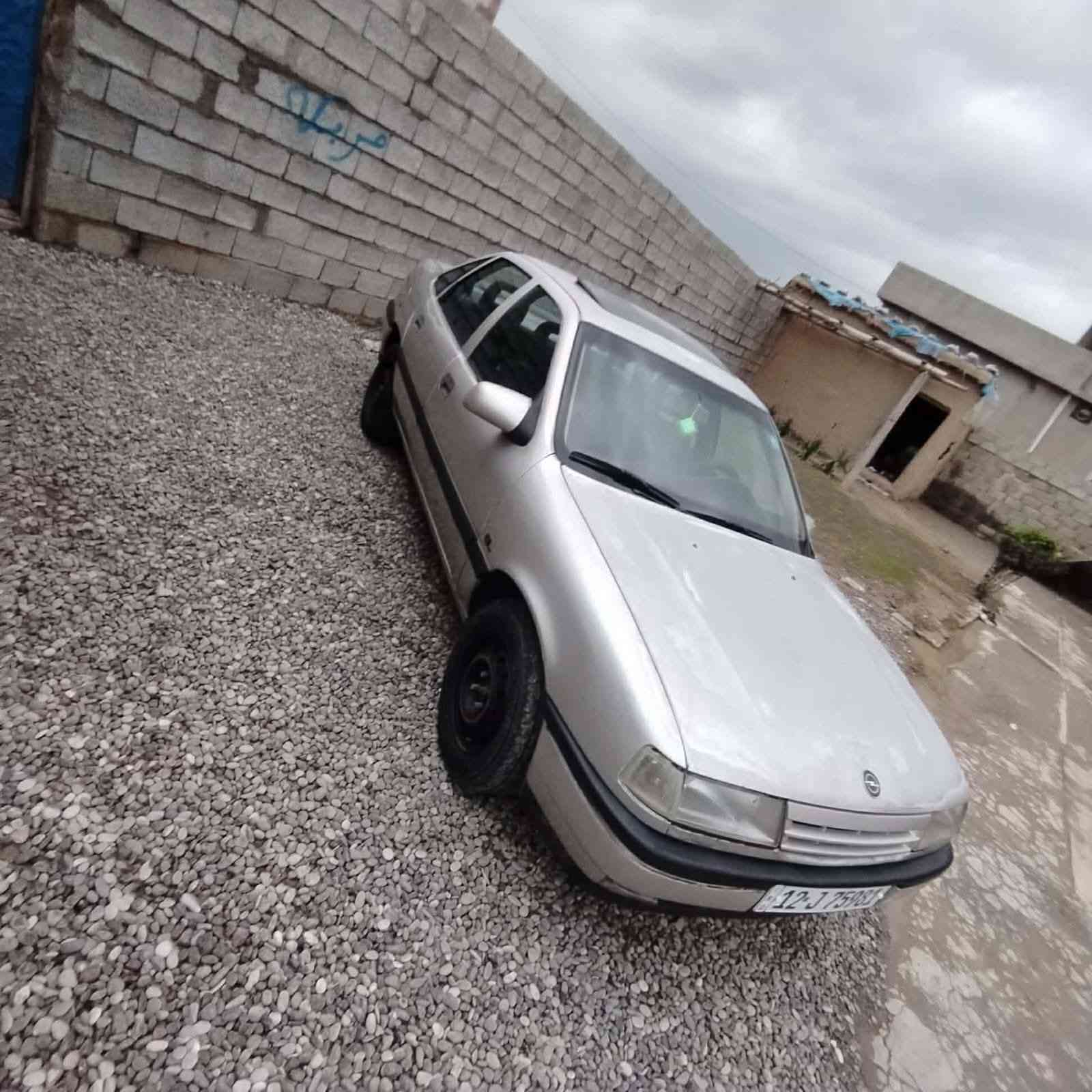 فكتره مثل ما موضح بل صوره سياره جاهزه
حجم 16 تواصل خاص ***********
