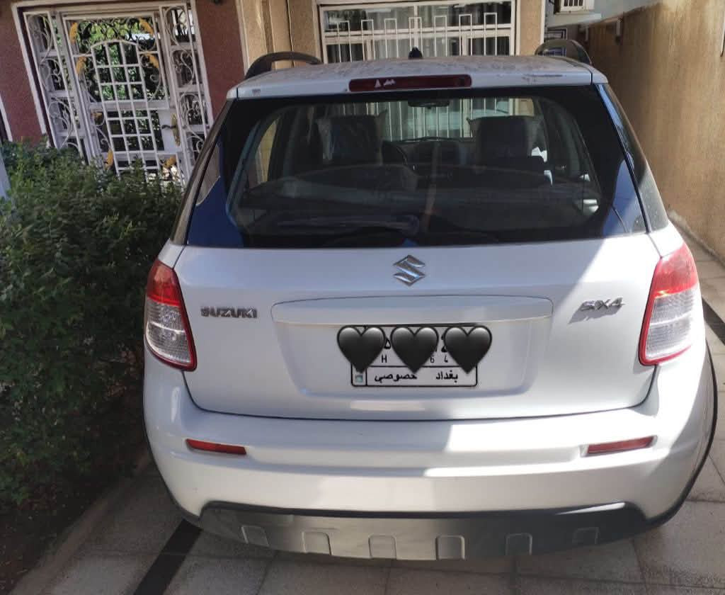 سوزوكي sx4 2014
محرك ١٦٠٠

ماشيه ٨٤الف

ما بيها أي شي مبدل نضافتها عاليه
***********
٩٥ ورقة وبيها مجال شوية
