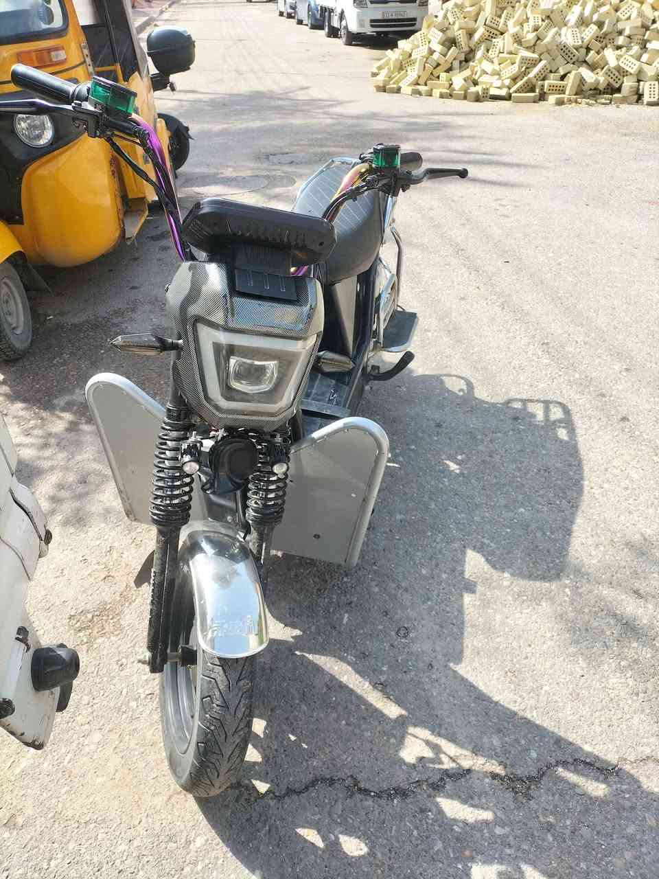 سلام عليكم دراجه شحن هارلي جبلي للبيع شغاله جديده تخبل ست بطاريات أربع نمر السعر 350مكاني الحسينيه الراجديه ***********
