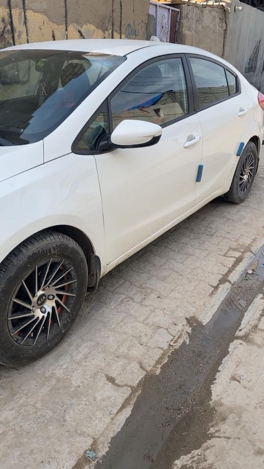 السلام عليكم سيراتو ٢٠١٤ خليجي رقم بغداد نكليزي محرك ٢٠٠٠ بدون حادث وسونار موجود بصور دوش سيار مابيهه اي نقص ولا تبخير خير من الله السعر ١٢٥ وبيهه مجال مكاني بغداد هاتف ***********
