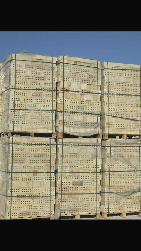 شركه البصره 🫴
لتجهيز كافه المواد للبناء. 👈🏻بأنسب الاسعار جمله مفرد 
الثرمستون الوطنيه الكبسه 340
ثرمستون الحوشان الكبسه 325
ثرمستون البصره الكبسه 340
ثرمستون بلد السلام الكبسه 315
ثرمستون قياس 15*20*60 الكبسه 340 العدد 220
البلوك الأسود الإسمنتي 
بلوك بحص الالف 630
بلوك الاخشانه الالف 575
بلوك قياس 15*15*40 الالف 600
يوجد مواد لاصقه ثرمستون الكيس 5000
👍👍يوجد كرين نقل وتصعيد المواد 
🤙👈🏻***********✔️
👍***********✔️
