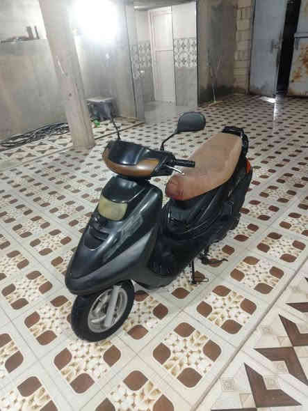 السلام عليكم
اقرا التفاصيل واتصل واني بالخدمه 

للبيع دراجة فراشه سرعه 140  شرط بوشه بلادي شلعه معدل كهربائيات كلها شغاله ما بيها شي ما يشتغل فقط الاشاير ما تشتغل محرك شرط الفحص  لا تنقيص ولا تبخير لا نضوح كلها على وضع الشركه دبلات بلاديات فول امامي وخلفي شرط لايت زنون شغال بك لايت شغال هندر دفره وحده سلف شغال عايزها باتري فقط تايرات جدد قبغ بانزين جكمجه جنطه كله علسويج قفل ستيرن كلمن سويجه وحد استانه تعليك استان صفح جاملغ خلفي بلادي جفايات يدأت بلادي كفرات اصلي شرط بلاديه مو تجاريه مري مال شركه كامله مكمله خير من الله وصور كدامك واحلى من صور قبل شوي اخذتهن

السعر 375 وبيه مجال حك الجيه.

للاتصال علرقم
***********
