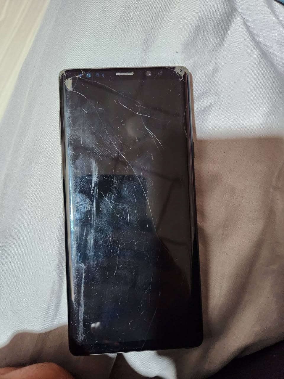 سلام عليكم نوت 9 كله شغال تصال تكنين ذاكره 128 مستبدل ضهر فقط  ومرات تجي حاله  شاشه تلمض  وتروح  يعني مو دائمن سعر من الاخير 80قفل قفل وهاي فطور كدامكم قليله مكان بصره


**إذا كنت صاحب هذا الإعلان وتريد حذفه لأي سبب، رجاءا أرسل رسالة إلى الدعم الفني**