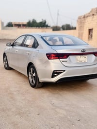 كيا سيراتو موديل 2019 مرقمه حره موصفات فول تحكم نظام يكو وسبورت  مكفول...