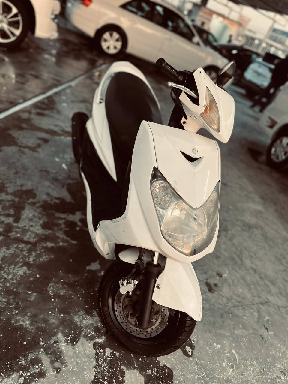 سكنس نوزل خطين  ياباني  دراجه علا وضع شركه تخم تاير  جديد صدر امامي خلفي شركه. كلج خلفي جديد عوزها شاشه دشبول وكلج امامي مكانها بغداد المحموديه سعر 750 ***********
