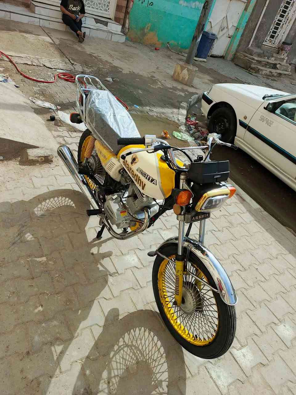 للبيع 4 كير متياز يراني مديل 2020 طالعه نهايه 24 أوراق اصولي وكيله العارضي بسمي فول نضافه جديده و جاهزه مجهزه كهربائيات كلها شغاله مكان نجف سعر 700 و بيها مجال رقمي ***********
