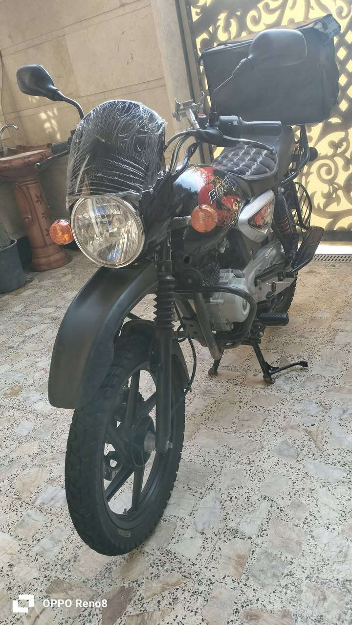 السلام عليكم
دراجه

 بوكسر 2023  شهر 2  أوراق اصولي جاهزه للترقيم 
دراجه جديده مكينه بلاد ما مفتوح بيها برغي كلشي على وضع شركه مكينه تخبل ناعمه 
كل نقص ما بيها سعر / .......
مليون و800 وبيها مجال قليل العنوان بغداد  الجديده شارع المسبح . او الامين الثانيه 
للاستفسار ***********
غير متواجد خاص 
اتصل وتدلل
