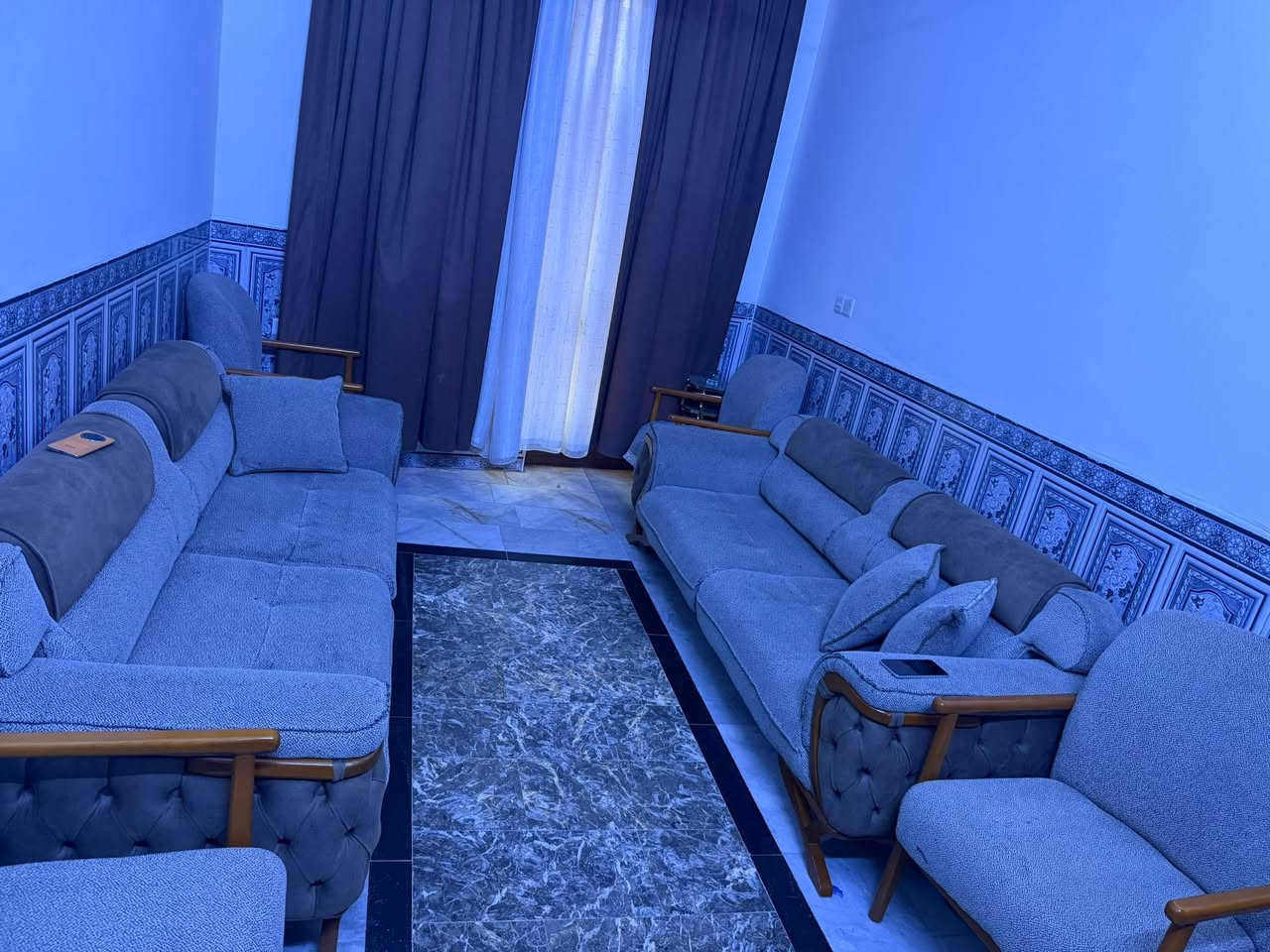 طخم استعمال كلش قليل الغرض من البيع مكان صغير 
سعر الشراء : مليونين 
سعر البيع : مليون وربع بيه مجال كلش بسيط للتواصل : 

‭***********‬
