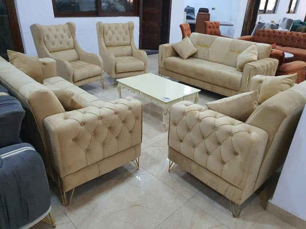 تخم
مواصفات الخشب
الظهر /چام روسي 
المقعد /بلوك اسود 
الصدر /خشب مضغوط
الاسفنج / مميز 8سم 
القماش / قديفه
الرجل / حديد بغداد, العراق


**إذا كنت صاحب هذا الإعلان وتريد حذفه لأي سبب، رجاءا أرسل رسالة إلى الدعم الفني**