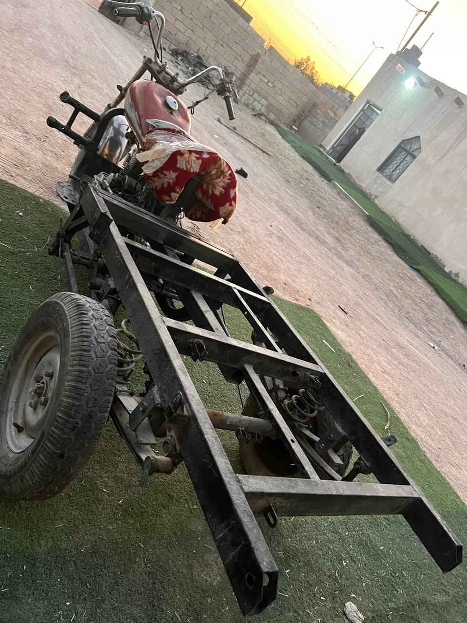 سلام عليكم ي ستوته للبيع بس شاصي بي لحيم  ستوته ادوات  اسعر 550و بيهي مجال رقم بي بس واتساب ***********
