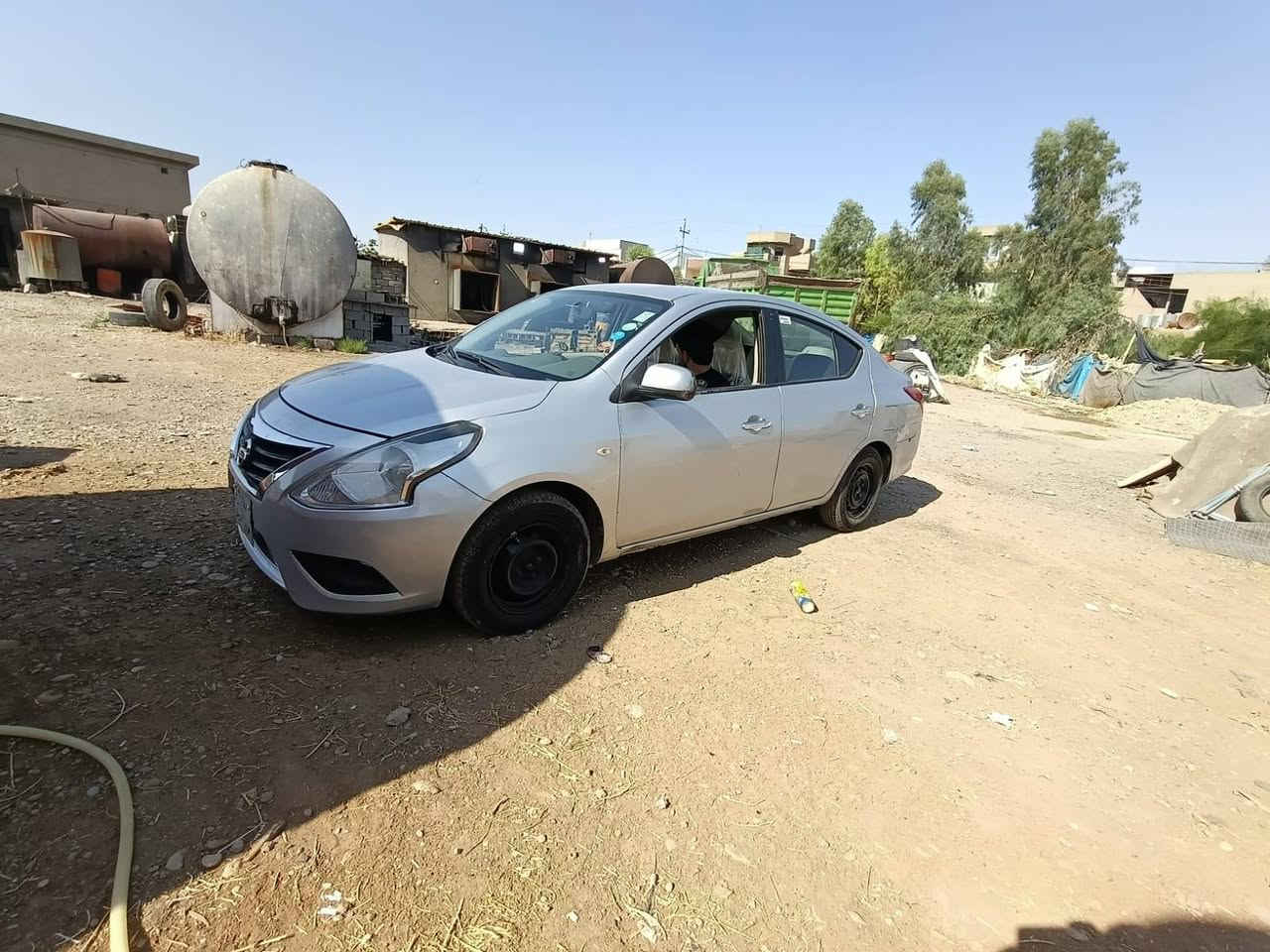 لاکشمیبای 2016 
هه موشتی بە شە رت 
سێ پارجە بێ ناوگرتن گێڕ ومە کینە  و تە بریت بە شە رت 
9ڕە قە غە رامە ی لە سە رە 
شوین هه ولێر
***********کۆرک وتس ئە پ أربيل, العراق
