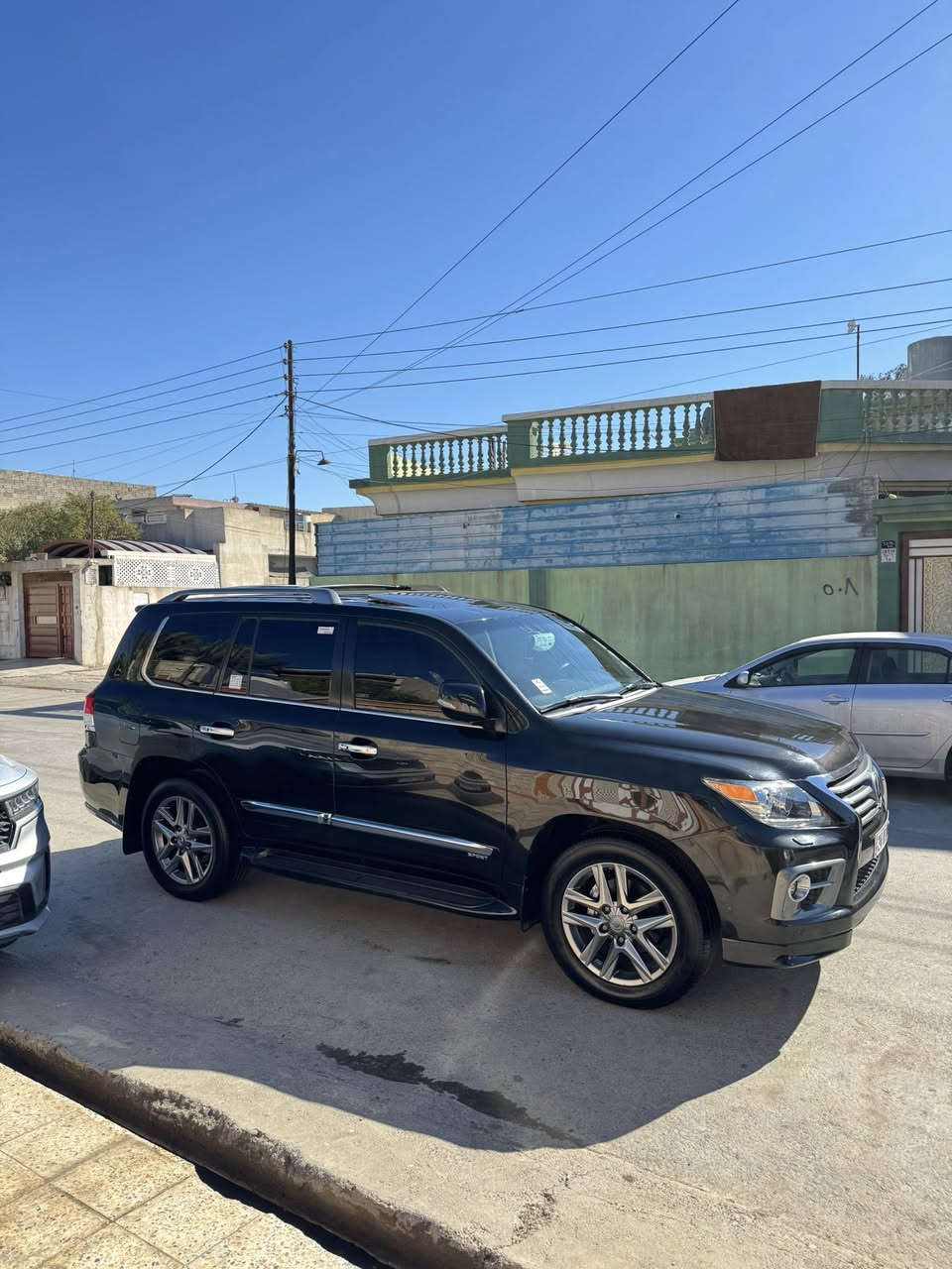 بسم الله الرحمن الرحيم
🔴  سعر  سيارة  رقم تلفون ***********☎️

🔴 ليگزز 2014    بريم اصل   سيارة جديد جديدة بل 📦📦

🔴   ماشى    148 الف كيلو 🖐️

🔴 ليگزز      LX 570     بريم    🔥 

🔴 كير و محريك و صدر  كلة  مضبوطة   بس قطعه وحده صبغ بنيد بدون دواخل 

🔴 سنوى   بسمى   ---   هزه   بلاكدى  كلة  موجودة   👍

🔴   مواصفات  فولل فول 

{ بصمة - فتحة - جكات - 3 شاشة - رادار - 5 كاميرا - حساس
- داخل مشمشى - سندوق شفط - ستيرن كهربائى 
- كشنات تبريد و تدفه - ثلاجه - بعد  }
-----------------------------------------------------

🔴  سعر        380💵
🔴  مكان      موصل   🌇
🔴  رقم       *********** ☎️
-----------------------------------------------------
