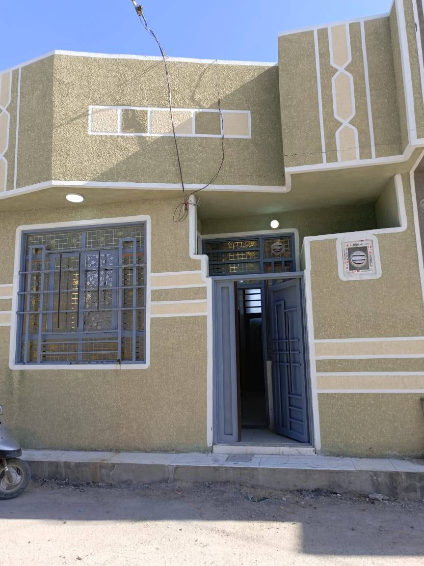 لايجار....لايجار...
بيت ٥٠م طابق واحد مدخلين يتكون من ستقبال وغرفه نوم خلف جامعه فريحه مجمع ذلفقار السكني 
ايجار ٢٠٠ الف قفل 
***********
