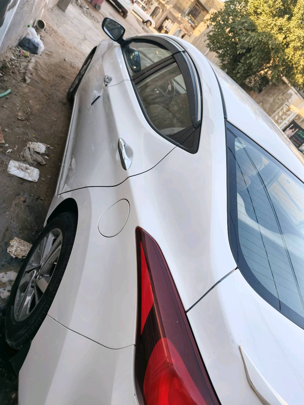 سلام عليكم
النترا 2015 
مراوس عادي

خليجي

فول مواصفات

عده بصمة

فتحه 

مري شفط 

شاشة تاب

تبريد قطعتين

تحكم ستيرن 

محرك 1800 

حساس بنيد 

حساس تاير

لايت عدسه

ويل كب

إيكو تقيل صرف

تبريد بيانو

كامره خلفية

داخل صاج

يدات نيكل داخل وخارج

اربعه دسك

السياره بيها قطعه ونص صبغ فقط الباقي كفالة بدون دواخل

السعر ١٢0مكان نجف