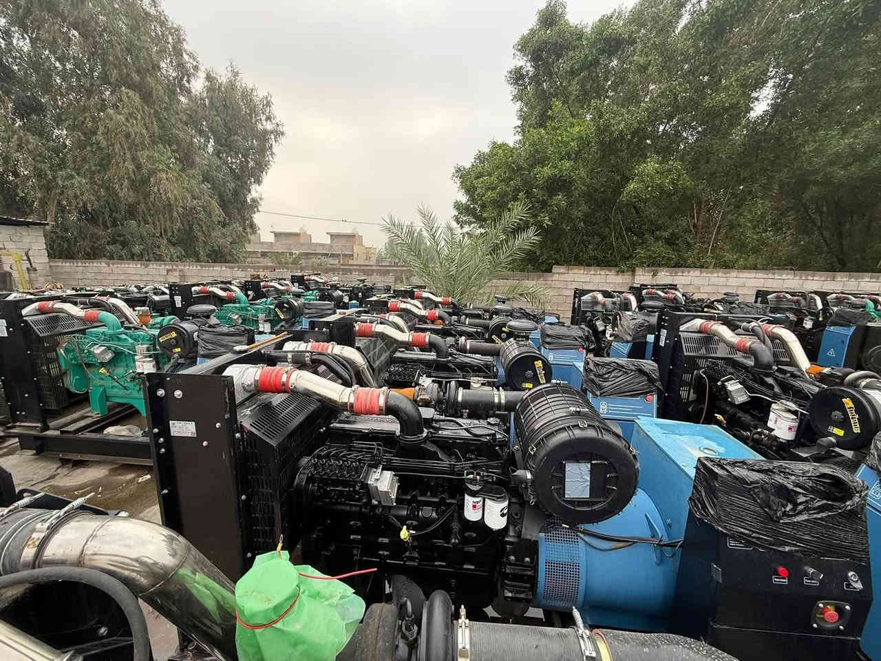 سلام عليكم ورحمة وبركاته 
وصول بضاعة جديده للمولدات
الكمنز 24/114/ ولف /  250 /200  كيفي
الكمنز 150/100 كيفي 
شتاير 400 كيفي
بيركز من 50 كيفي إلى 150 
العنوان بغداد رقم الهاتف / ***********
