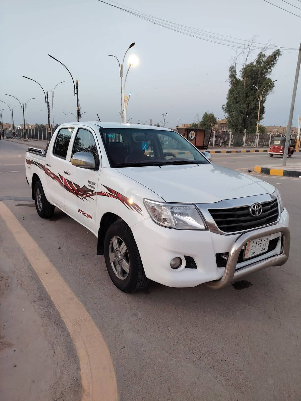 للبيع بيك أب تويوتا موديل 14 عماني كير عادي اباسمي تحويل مباشر مكفولة عدا الربعين الخلفيات بيهن صبغ قليل بدون ضربه السعر, 165 ورقة للاستفسار ت ***********
