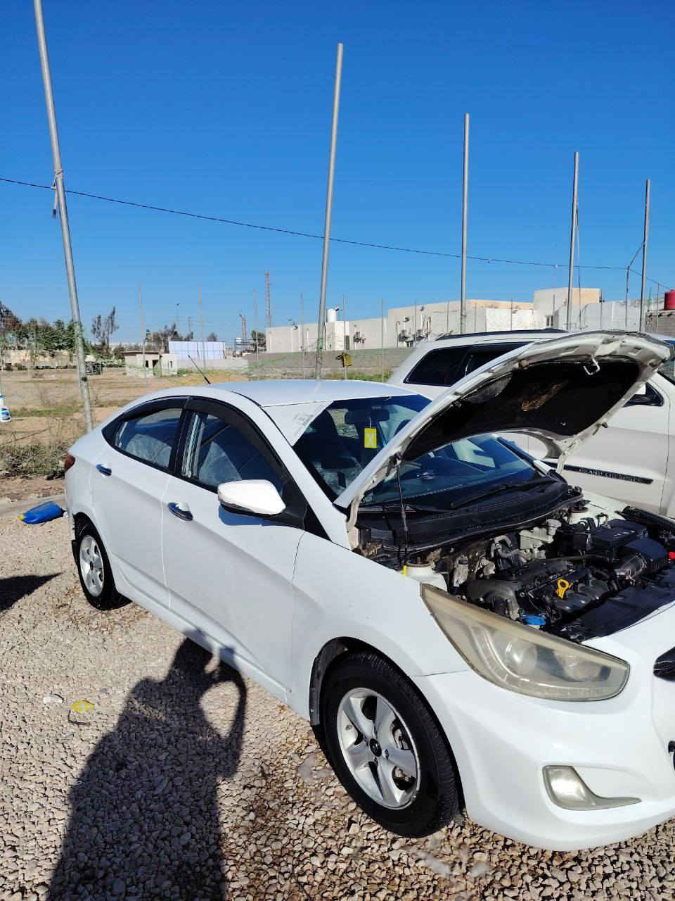 🚗 للبيع أكسنت 
 • الموديل: 2016
 • المكينة: 1600 سي سي
 • 
 • اللون: (ابيض)

مواصفات السياره 

 تحكم ستيرن 

 مري شفط 

 اشاير بل مري 

قفل سنتر لك 

دشبول لونين 

 • رقم قادسيه 
بسمي
 
 • بيه شبر صبخ بل جاملغ الخلف
 • بارد بسيط في الباب الأمامي
 • مكينة كير شرط 
 • حداديه جديده  
وتبريد ثلج 

💰 
العنوان نجف 
📞 للتواصل: (*********** )
