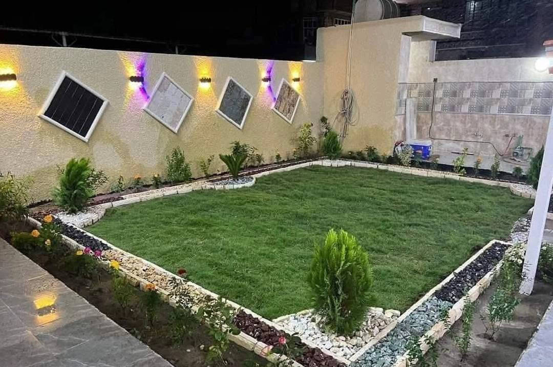 سلام عليكم نقوم بعمل جميع الديكورات والحدائق المنزليه والعامه مع شلال ونافورات اذا تريد للأستفسار الأتصال برقم *********** او مراسله واتساب 🌹🌹🌹
