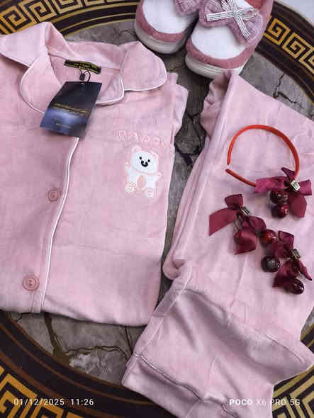 اللهم صل على محمد وال محمد 🧿🧿🧿🪬 
تراك مخمل 
دگم جيوب شرعي 
يلبس خاص وعادي 
السعر 12000
حلة حي العسكري بالقرب من مخبز مهند التجاري 
گوزمتك جمانه 
وات ساب
‏‪0782 735 3537‬‏
***********
