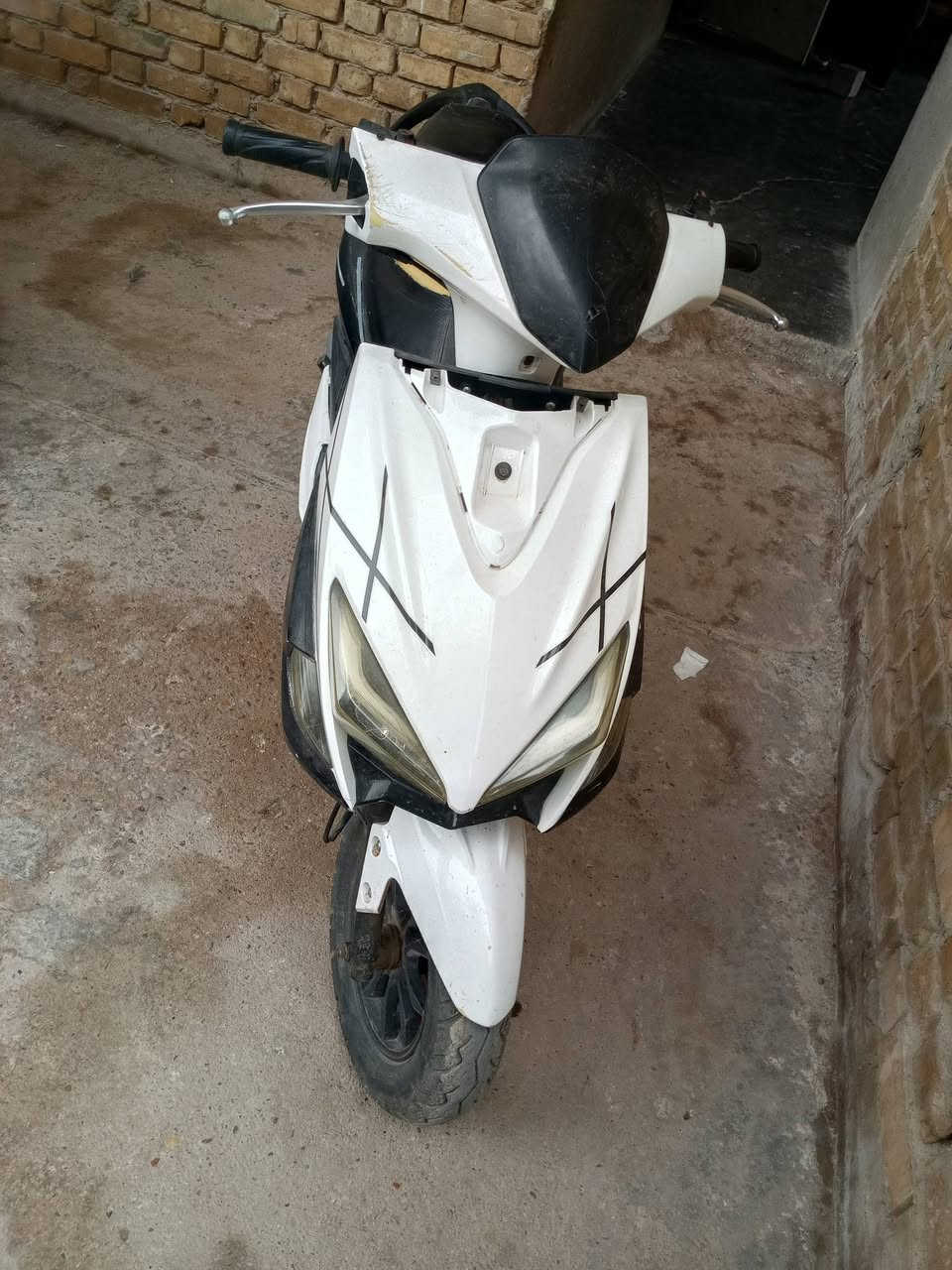 ***********
300 بمجال
