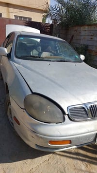 سياره دايو لكنزا للبيع كير أوتوماتيك محرك مسكر 2000سياره موديل 2001باس...