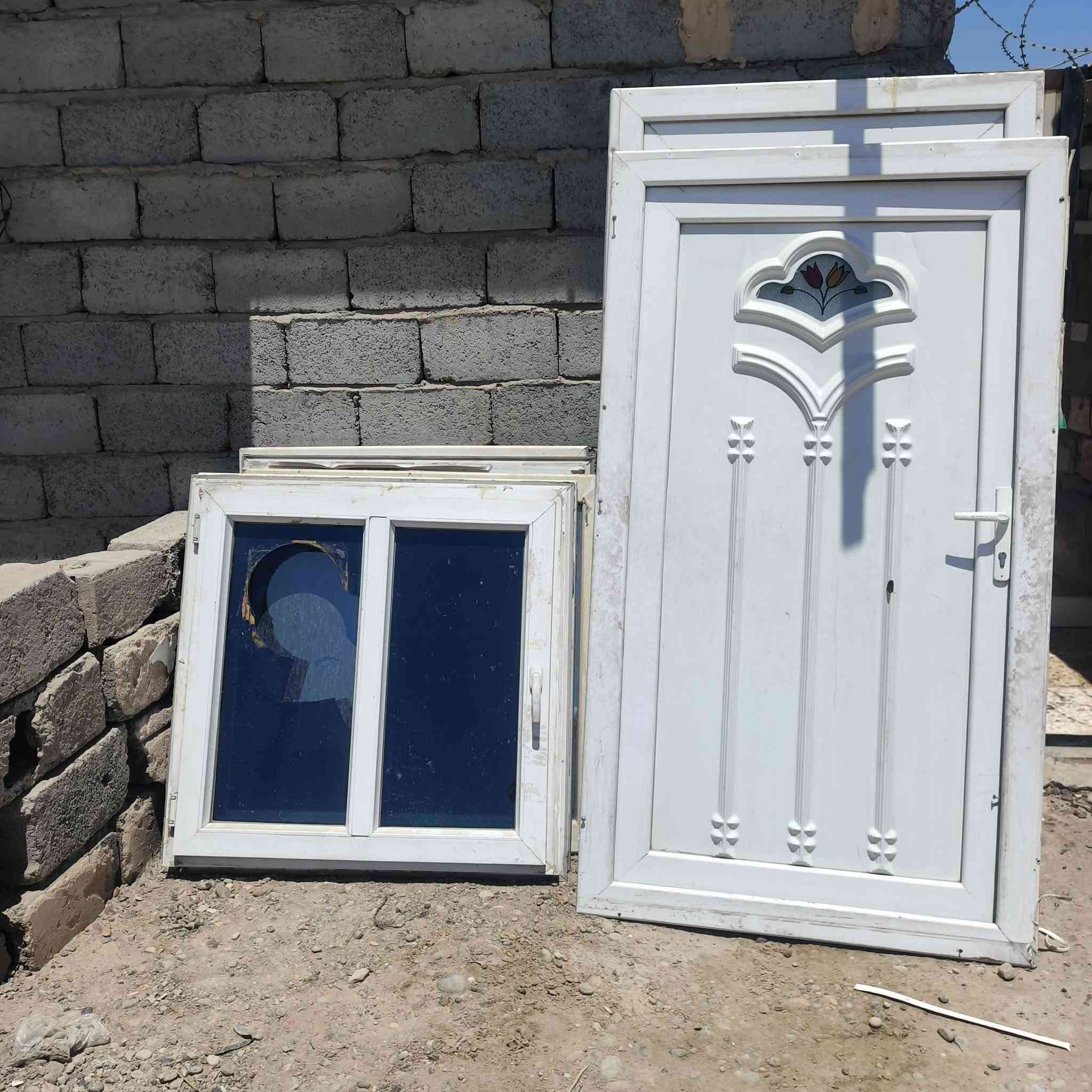 السلام عليكم يوجد لدينا سندويج سقفي وجداري وابواب وشبابيك بي بي سي مستخدم
نوع ميلانو بنل مع نوع ثاني لوحه ابو لاسد 

تفاصيل 4قطع طول 8متر 

مع 4قطع طول 9متر 

مع7قطع طول 10متر وربع 

مع جدران قياس متر ونص عدد 20

مع عدد 10طول 2متر 

مع بلاويد خشب عدد 4

مع بواب عدد4 بي بي سي

مع شبابيك عدد 7بي بي سي

مع صخان صغير  

سعر المتر 10الف لسندويج 

سعر الابواب وشبابيك لقطعه الواحده  50الف 

سعر الواحده لابلاويد 25الف 

سعر سخان 40الف 

لتواصل فقط استقبل الاتصال 
بغداد قرب جسر الدوار الصابيات

***********/***********@
