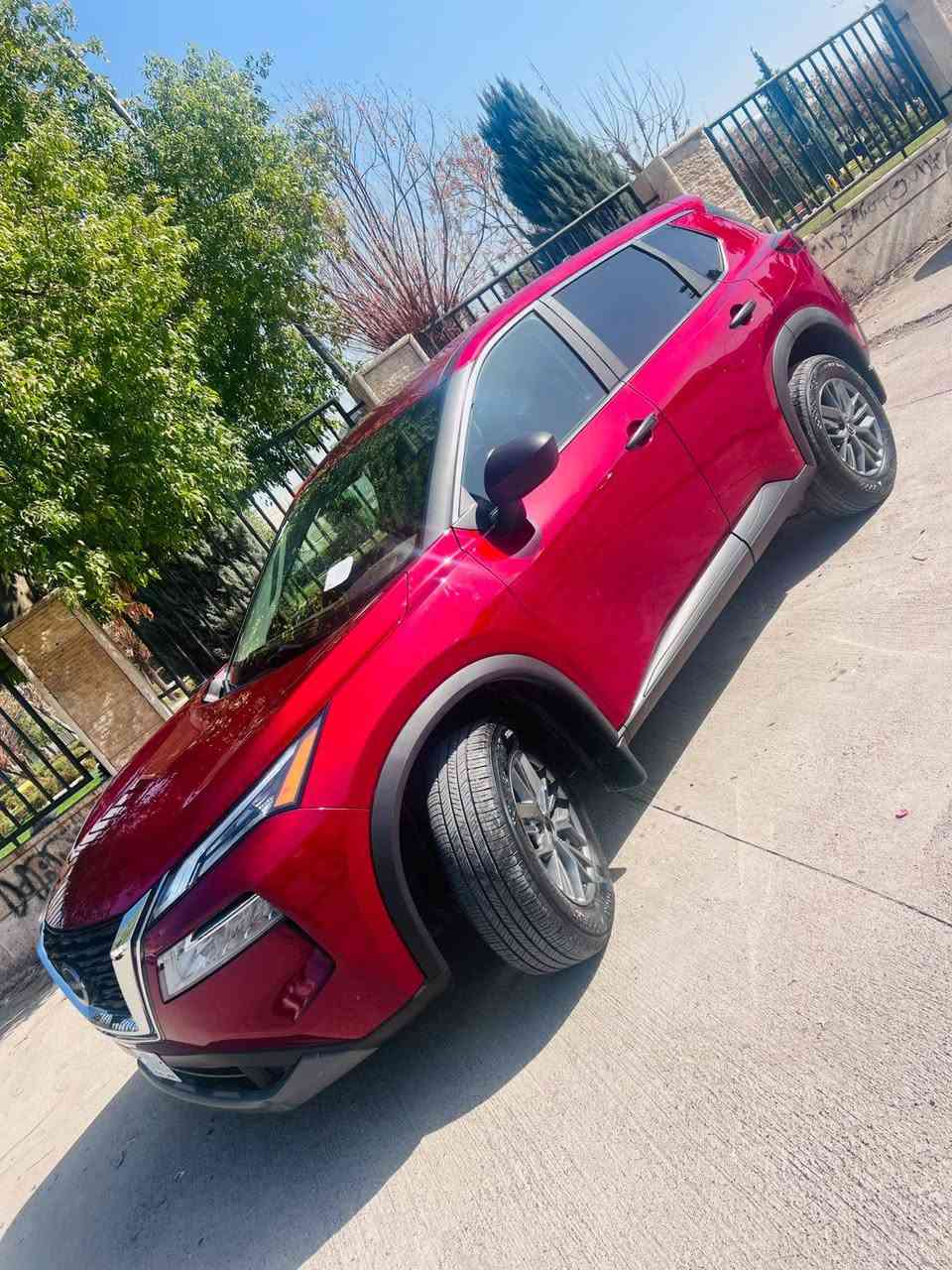 السلام عليكم للبيع نيسان روج 2023 بسمي فحص موقت 
سياره تقرير مياه مطار كير محرك بشرط سعر 145ورقه 
ترهم مقدمه والباقي قسط *********** واتس
