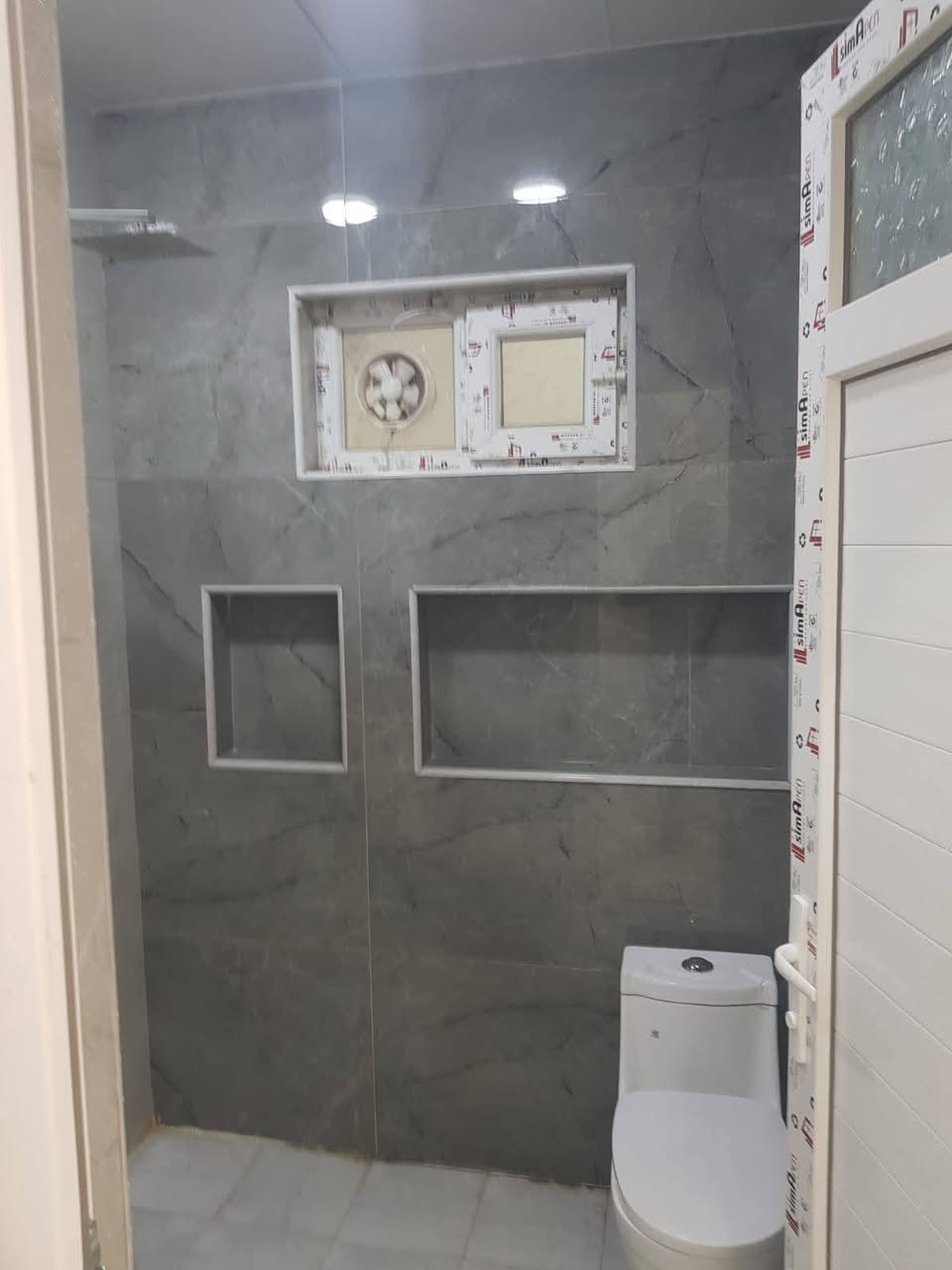 مشتمل البيع حي الخضراء طابقين ٤غرف وصاله ومطبخ ستقبال كراج صحيات المساحه ١٢٥م شارع ١٠م البيت زيرو ***********
