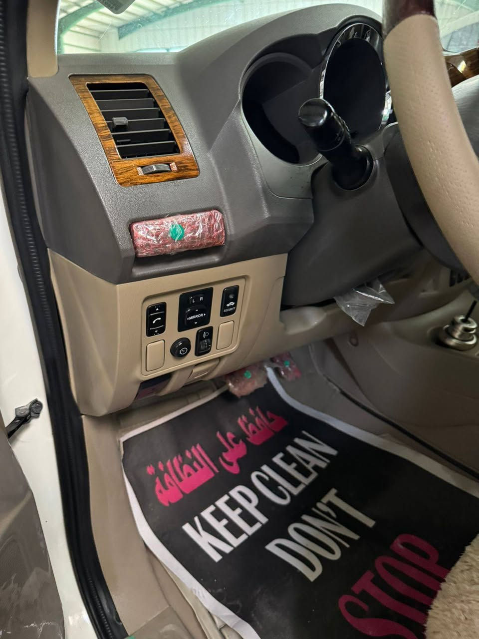 سلام عليكم
فور جنر موديل (2009)
موصفات
7 راكب
تبريد3 قطع
4 سلندر
دشبو لونين وتطعيم بصاج
تخم تاير جديد
صدر حداده بشرط
محرك ممفتوح
مابي برغي نقص
للبيع او مراوس
وسعر على خاص واي استفسار اتصل.رقم
***********
